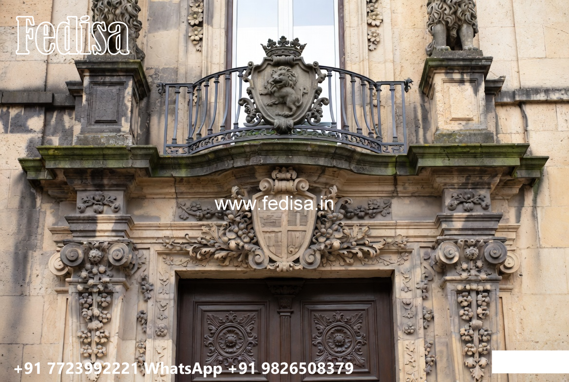 Elegant Classic Villa Design with Grand Spaces No-12133