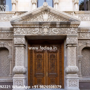 Classic Villa Design with Stylish Luxury Bathrooms No-415