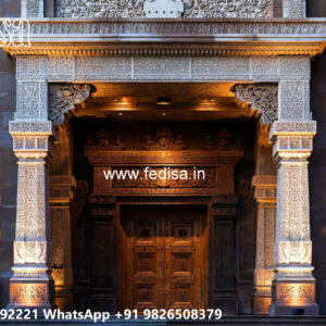 Classic House Design with Elegant Front Yard Ideas No-648
