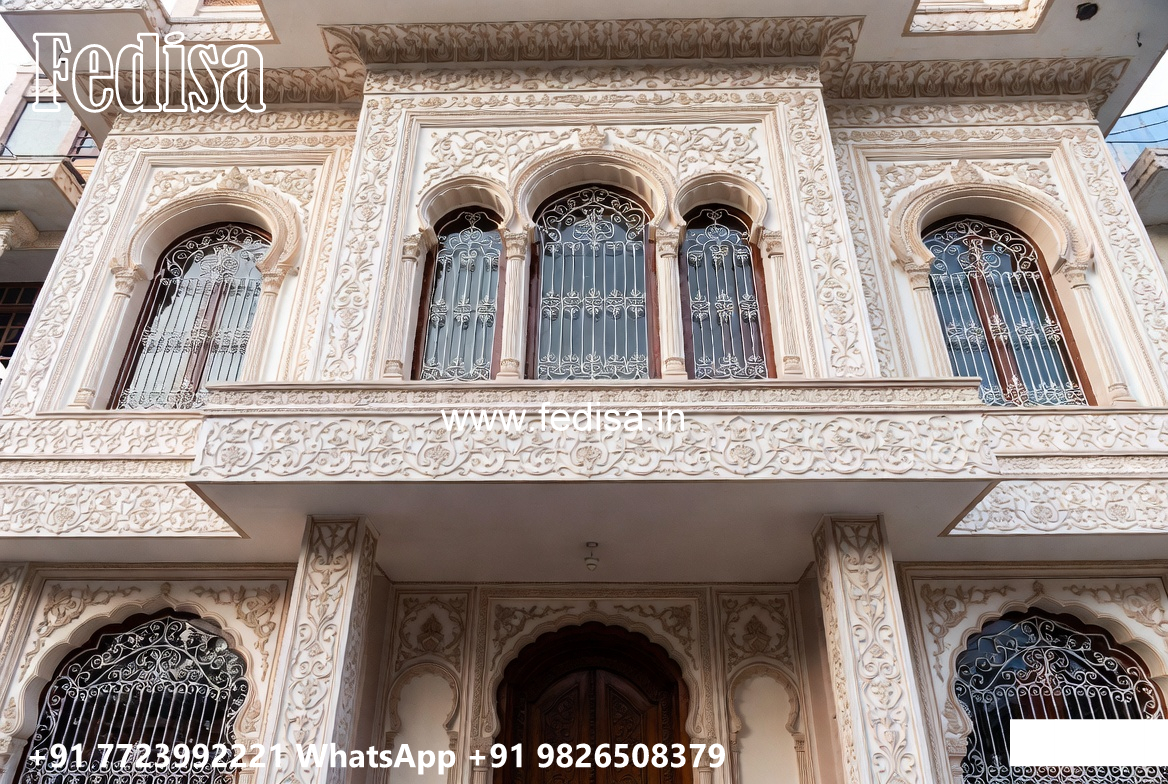 Classic House Design with Spacious Luxury Rooms No-673