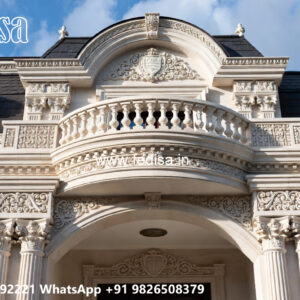 Classic House Design with Elegant Traditional Interiors No-679