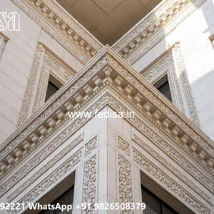 Classic House Design with Stunning Outdoor Beauty No-723