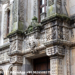 Classic Villa Design with Luxury Modern Features No-833