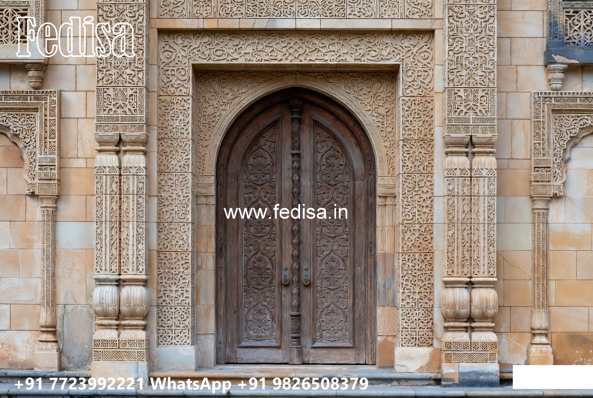 Classic Villa Design with Beautiful Villa Landscaping No-850