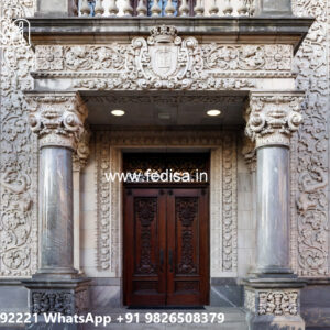 Classic House Design with Stylish Outdoor Spaces No-1096