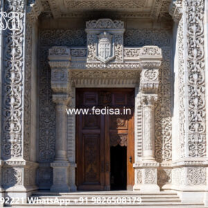 Classic House Design with Beautiful Exterior Gardens No-1189