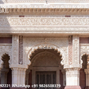 Classic House Design with Beautiful Open Courtyard No-1619