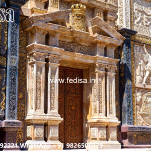 Classic House Design with Rich Traditional Charm No-1636