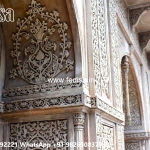 Classic Villa Design with Stylish Home Interiors No-1715