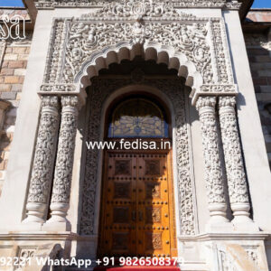 Classic Villa Design with Luxury Exterior Landscaping No-1719