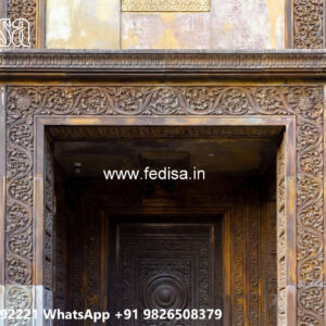 Classic House Design with Traditional Decorative Details No-2098