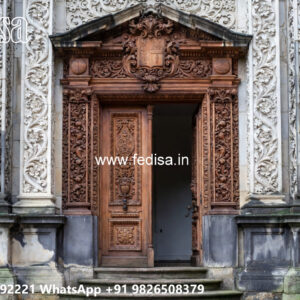 Classic Villa Design with Elegant Decorative Pillars No-2209