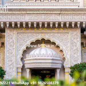 Beautiful Luxury House Design with Modern Roofing No-2285