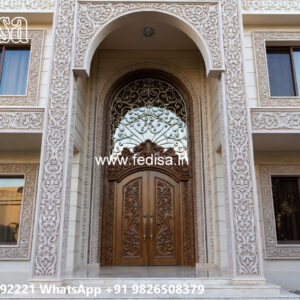 Classic House Design with Artistic Home Styling No-2534