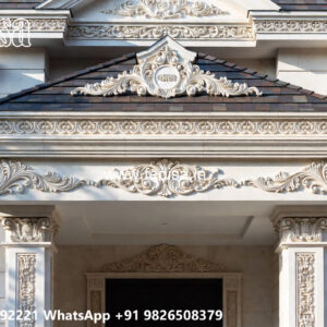 Classic Villa Design with Stylish Luxury Bathrooms No-2665