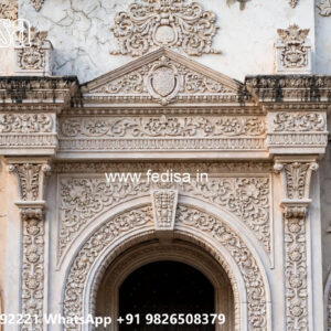 Luxury House Design with Beautiful Balcony Decor No-2781
