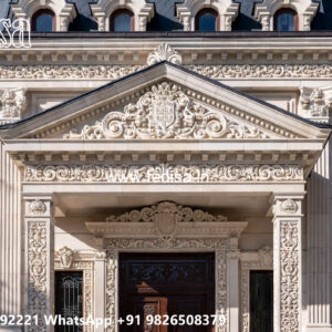 Best Classic House Design Ideas for Family Homes No-2857