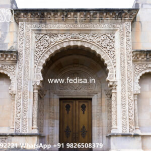 Classic House Design with Rich Wooden Interiors No-2895