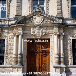 Classic House Design with Stylish Royal Interiors No-3388