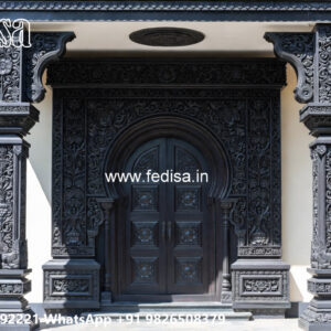 Classic House Design with Elegant Open Spaces No-3391