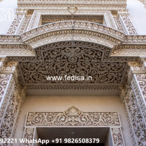 Classic House Design with Stylish Royal Interiors No-3838