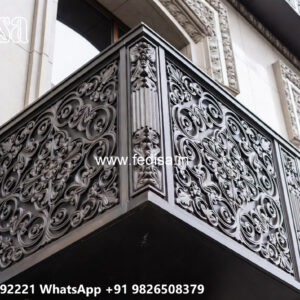 Classic House Design with Artistic Home Styling No-3884