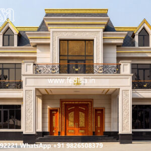 Classic House Design with Beautiful Open Courtyard No-4769