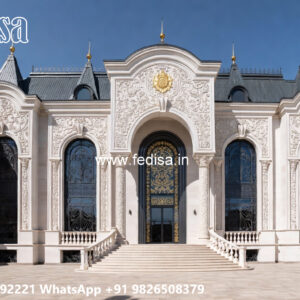 Classic Villa Design with Spacious Luxury Interiors No-4842