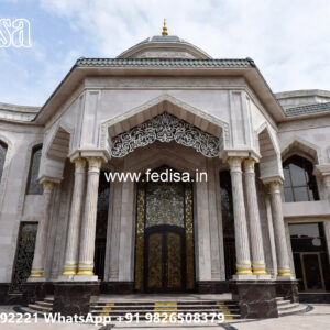 Classic House Design with Beautiful Terrace Spaces No-11437